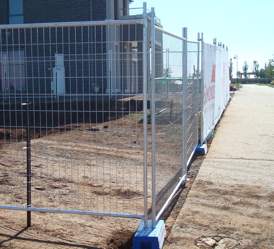 long-life temporary fence